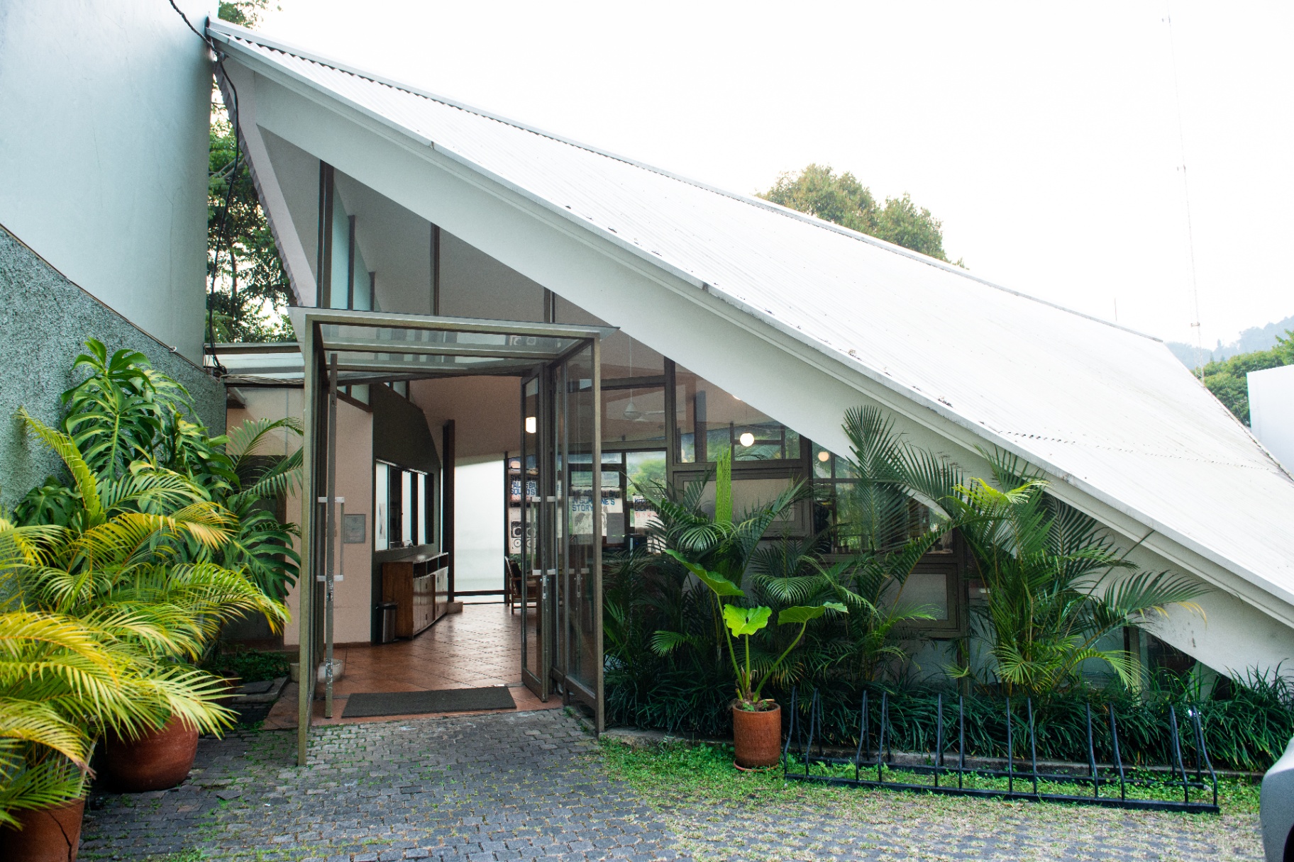 Property & Leisures